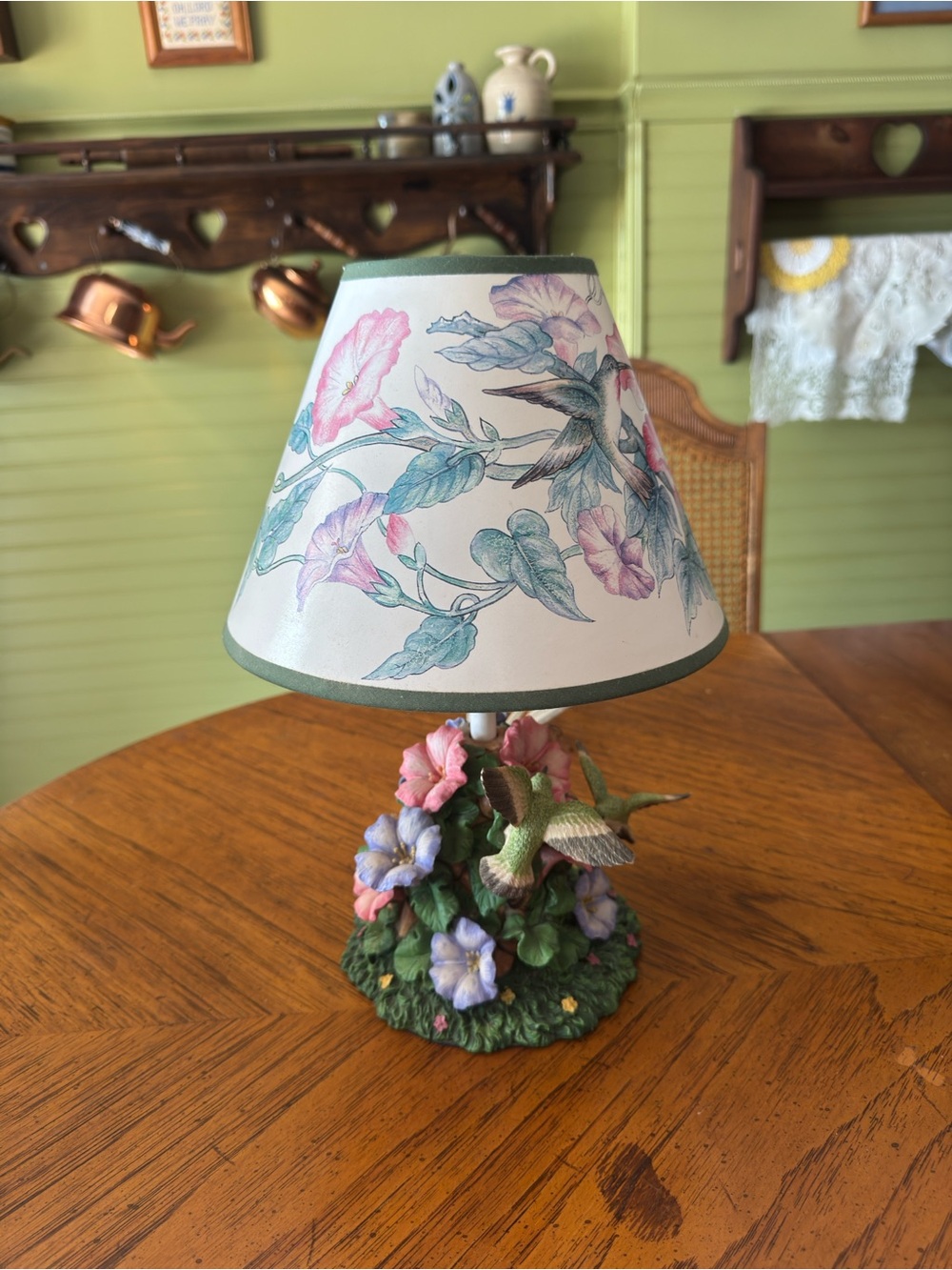 Floral Hummingbird Table Lamp - Pink & Green